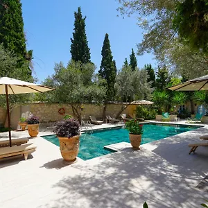 Tas Hotel